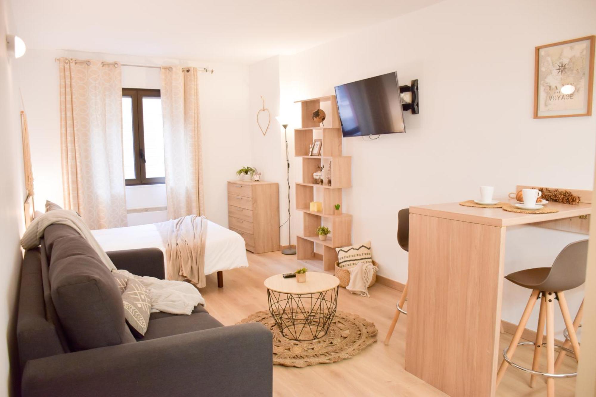 פאס דה לה קאסה La Neu Studio Neuf Pour 4 Pax En Centre Ville מראה חיצוני תמונה
